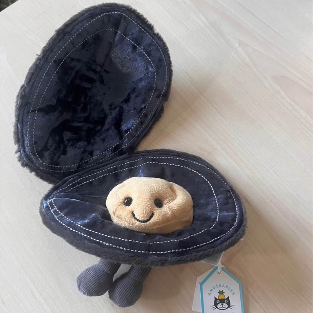 Jellycat Mussel Plush